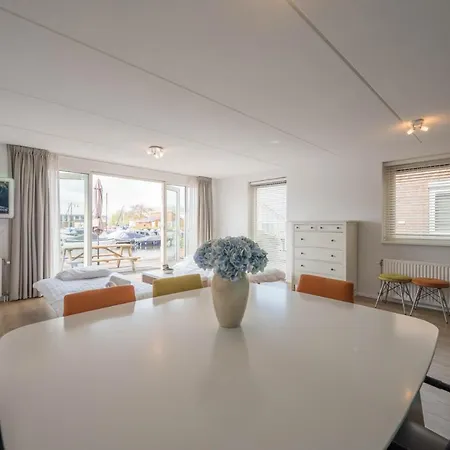 Meerzicht 70 - Vakantiehuis Aan Het Water! *