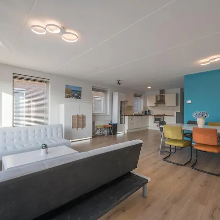 Meerzicht 70 - Aan Het Water! Vakantiehuis *